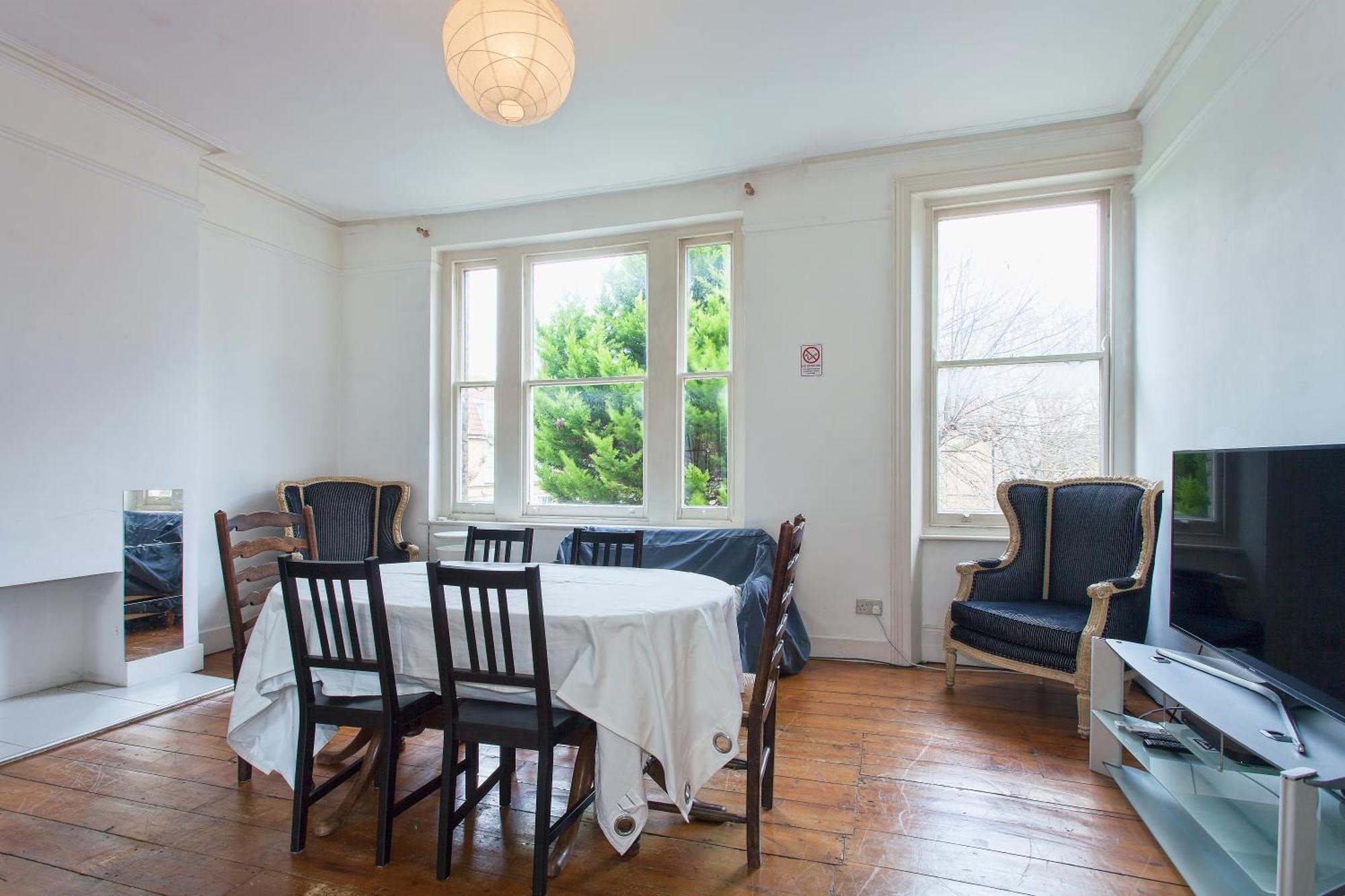 Queens Park Maida Vale 3 Bed Modern Family With Balcony! * Londen
